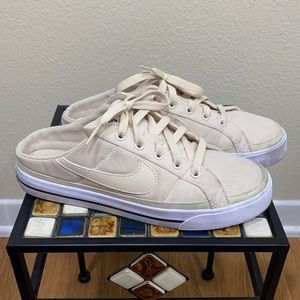 Nike slip on tennis shoes